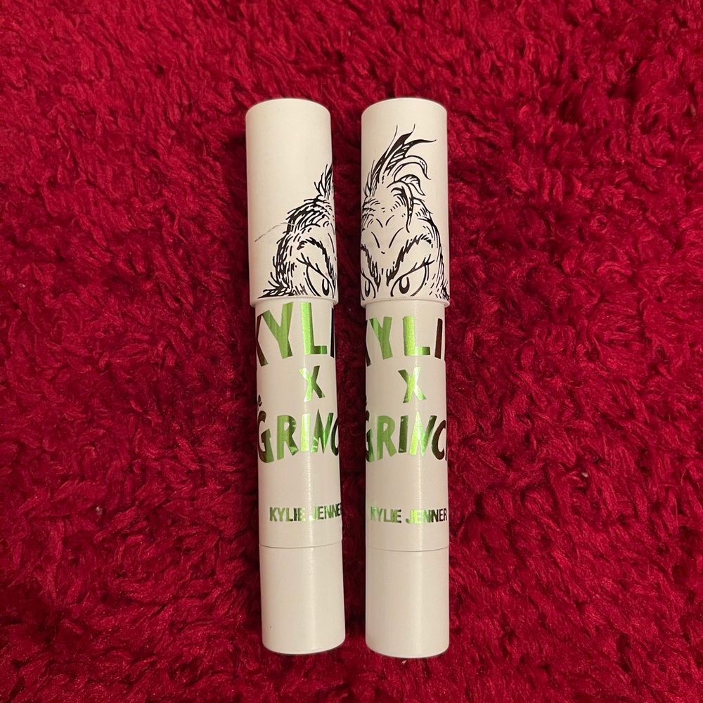 Kylie Cosmetics Grinch Shadow Sticks